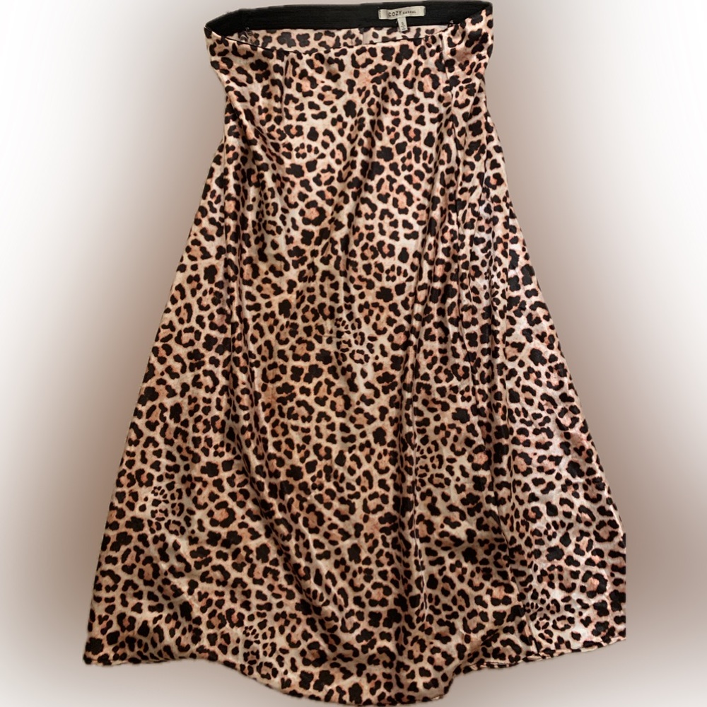 Cozy Casual leopard skirt